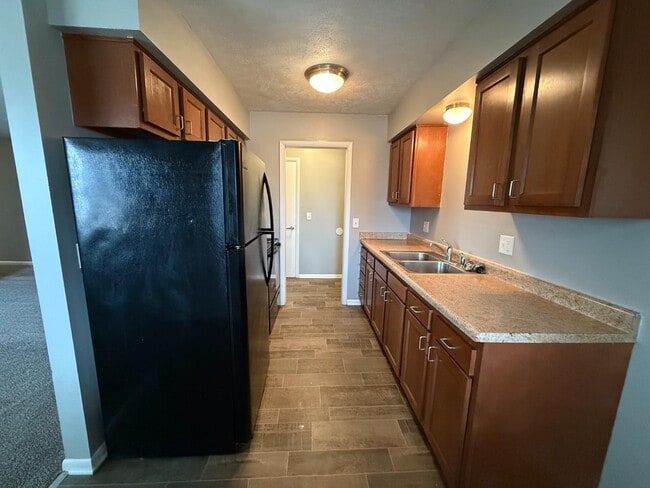 Building Photo - 2805 Harwick Dr