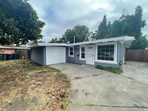 Building Photo - 27872 Miami Ave