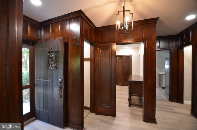 Foto del edificio - 4409 Beechwood Rd