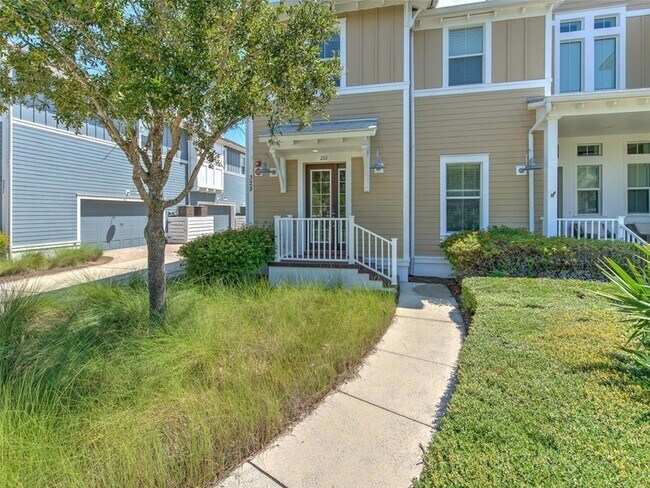 Foto del edificio - 325 Sapphire Lake Dr