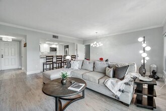 Building Photo - 11863 Wimbledon Cir