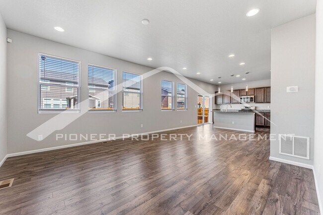 Building Photo - Charming Single Family Home with Central A...