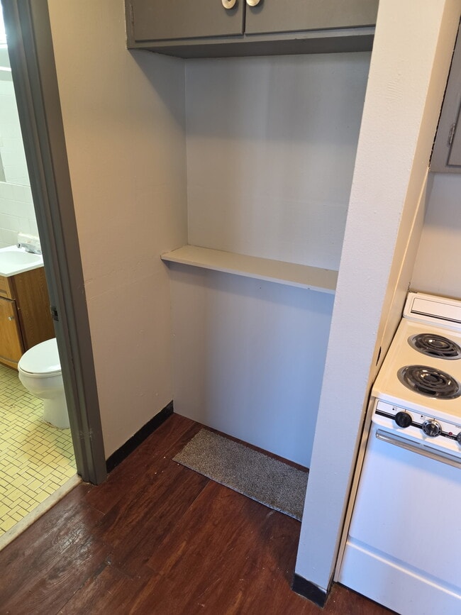 Building Photo - 6017 Bass Lake Rd