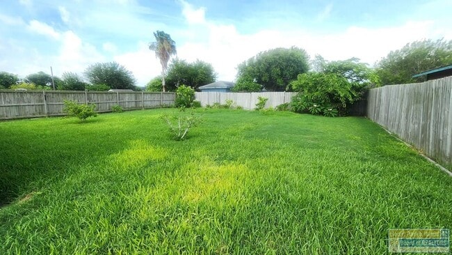 Building Photo - 1211 Palo Blanco Dr