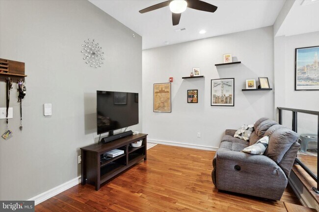Foto del edificio - 1323 N 7th St