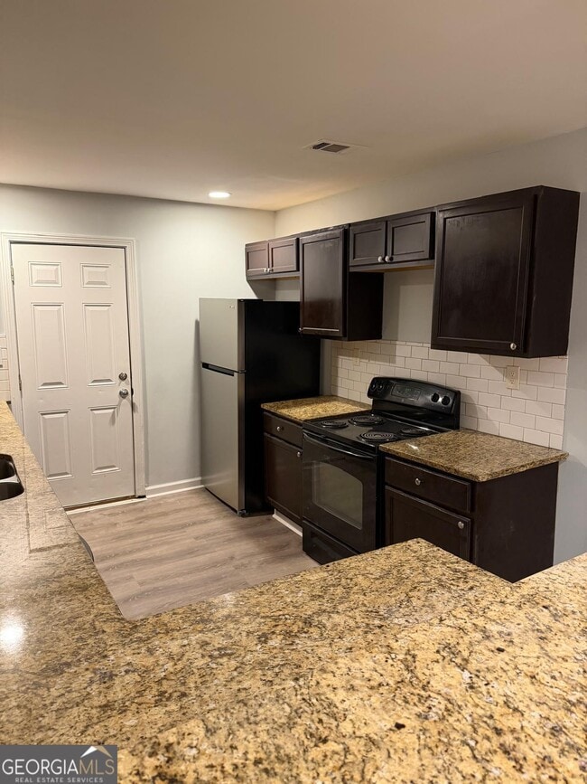 Building Photo - 3456 Thompson Dr NW