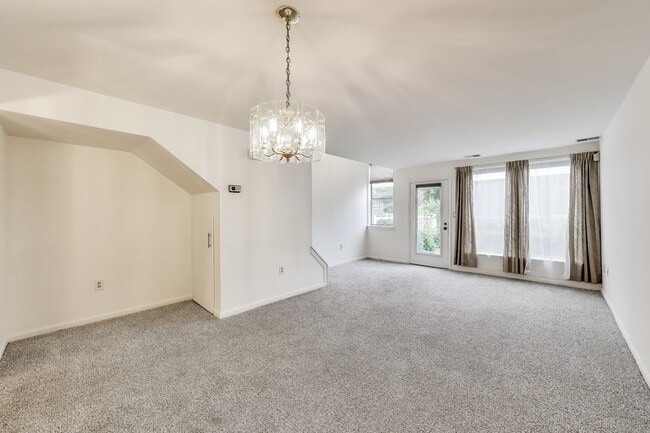 Building Photo - 11914 Filly Ln