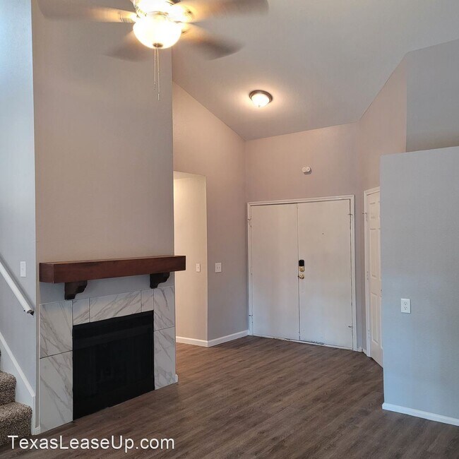 Building Photo - 4 br, 2.5 bath House - 8231 Middle Point