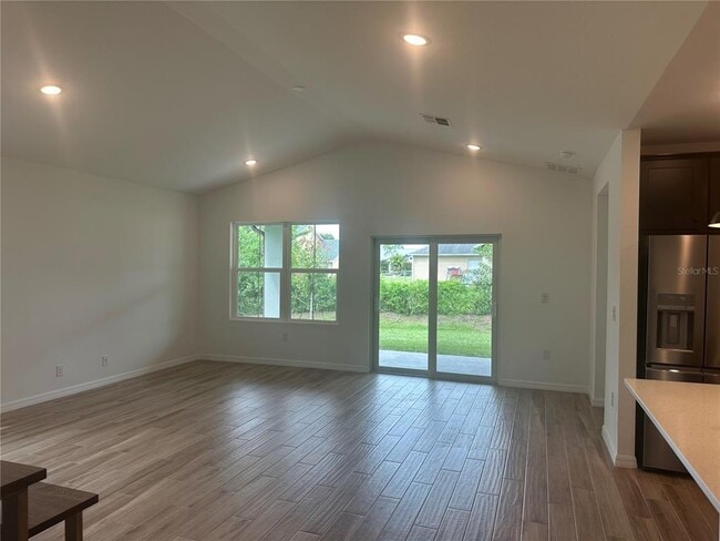 Foto del edificio - 712 Donau Ave NW