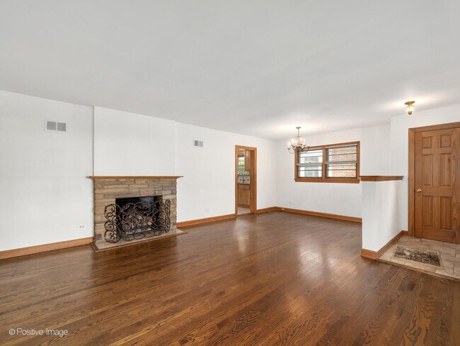 Foto del edificio - 4216 Forest Ave