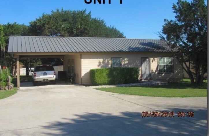 Primary Photo - Rocking M Apartments