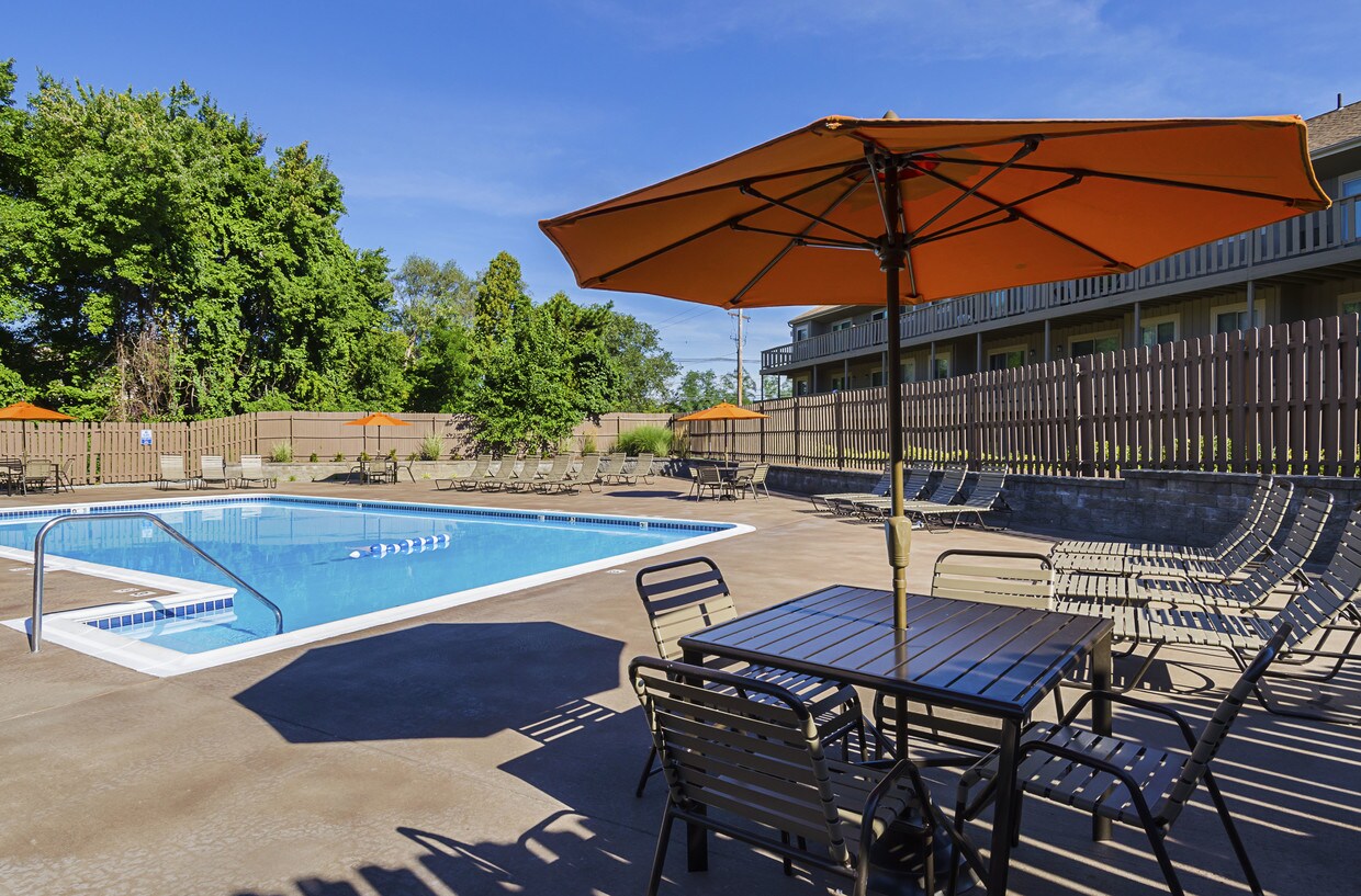 Fairfax Village Apartments in Warwick, RI