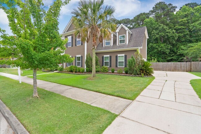 Foto del edificio - Available now. Beautiful 5 BR/2.5 BA Home in Swygerts Landing!