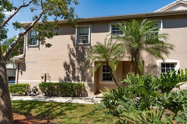 Building Photo - 1999 Madeira Dr