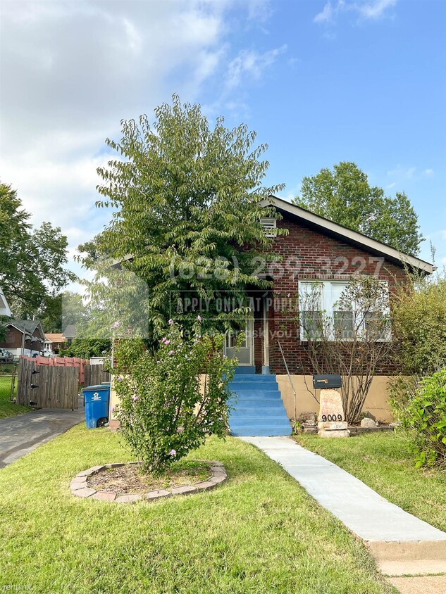 Foto principal - 3 br, 1 bath House - 9009 Argyle Avenue -