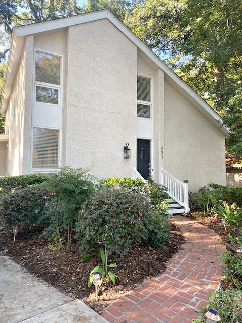 Building Photo - 231 Menendez Ave