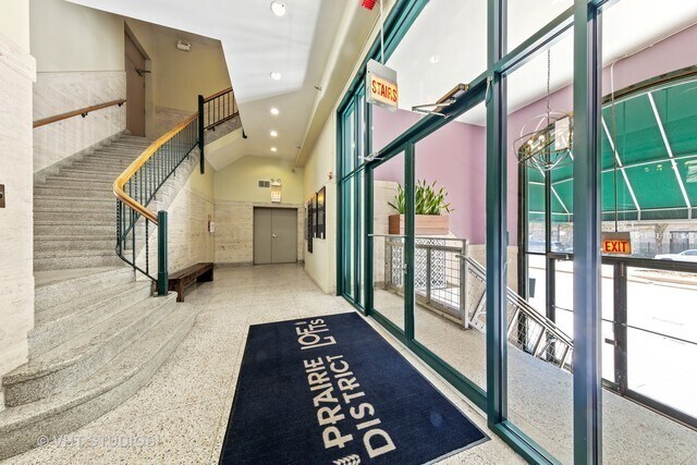 Foto del edificio - 1727 S Indiana Ave