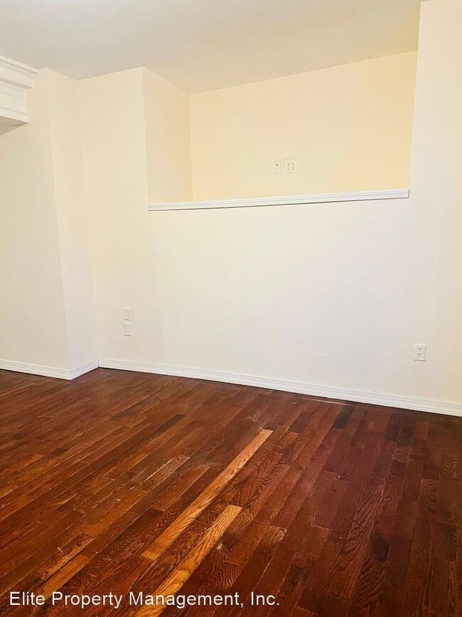 Foto del edificio - 3 br, 1.5 bath House - 411 N. Queen St.