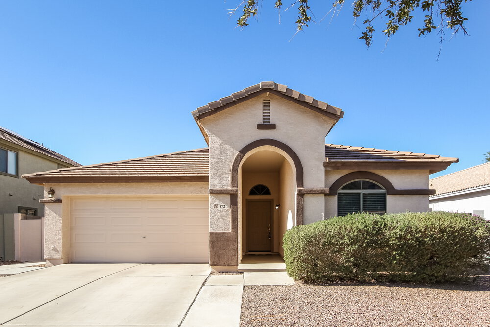 Foto principal - 372 S 151st Ave