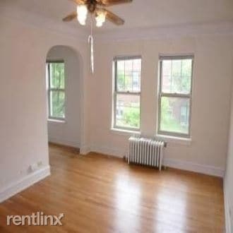 Building Photo - 810 Dempster Street