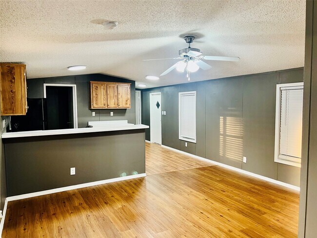 Foto del edificio - 20647 Shady Ln