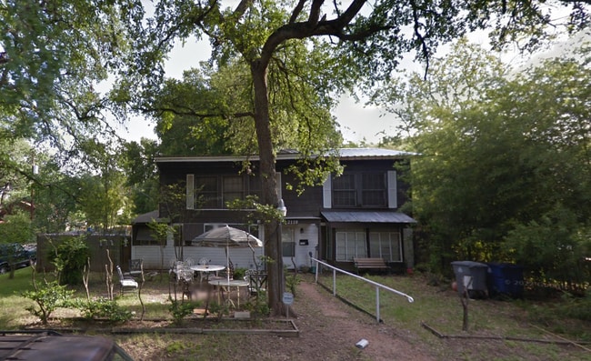 Building Photo - 2110 Arpdale St