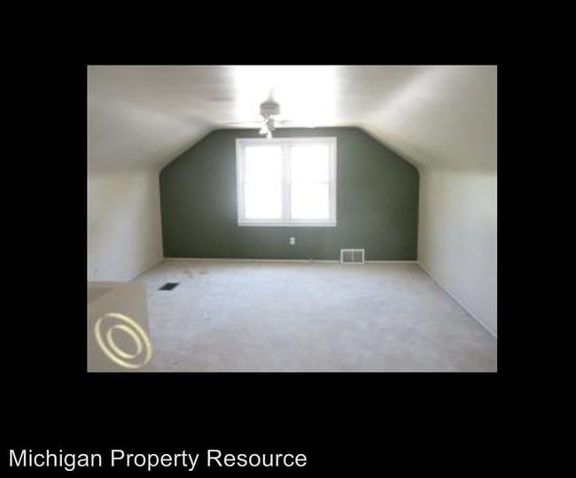 Building Photo - 3 br, 1 bath House - 0001 Lamphere