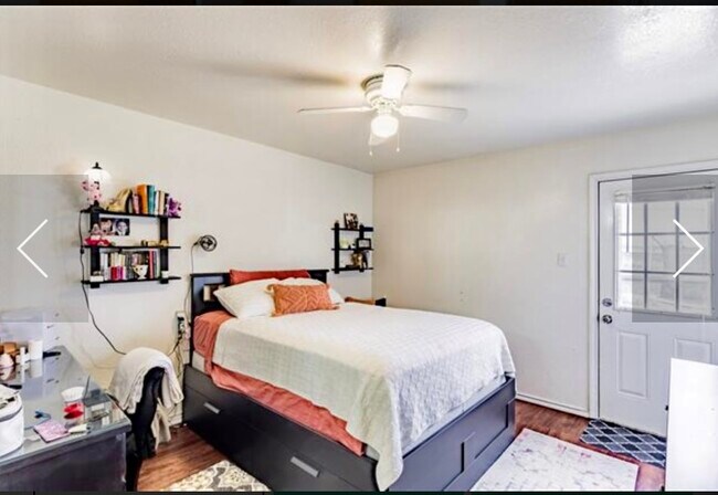 Foto del edificio - 6746 Trail Lake Dr