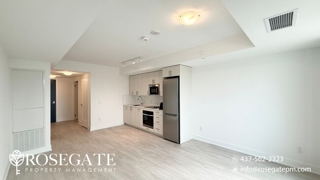 Building Photo - Brand New Studio Condo in North Oshawa – 6...