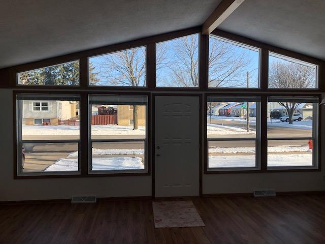 Foto principal - 1507 5th Ave NE