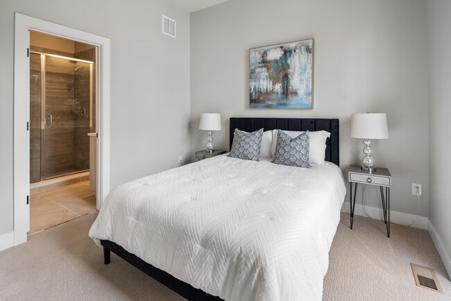 Building Photo - Tejon Towns