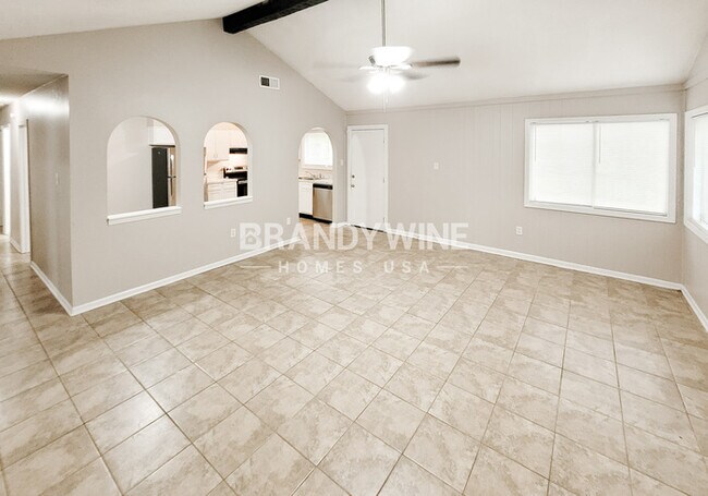 Building Photo - 3895 Houghton Cove