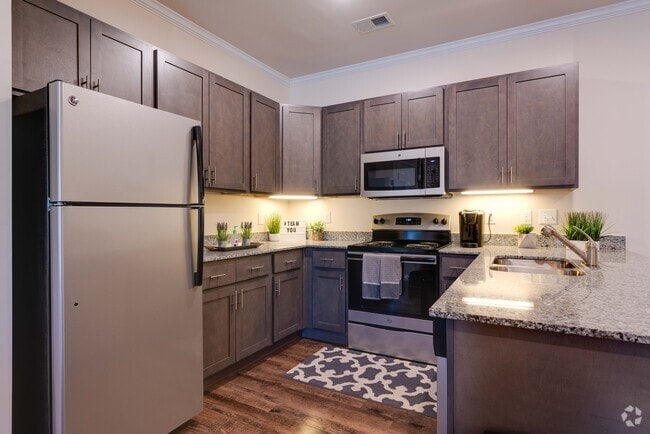 2BR, 2BA - 1,048SF - Palisades at Rice Hope