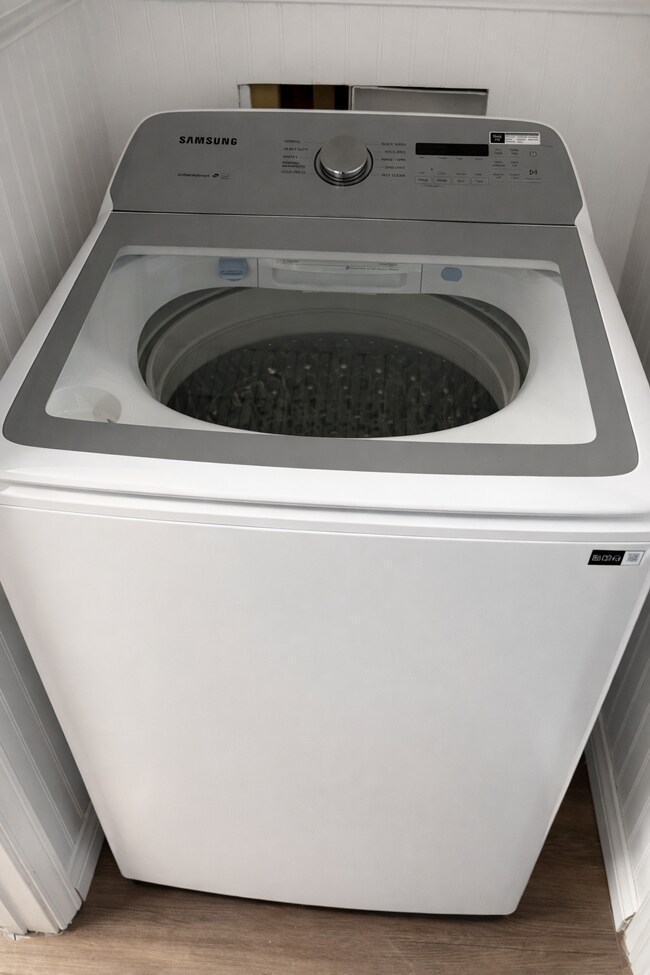 Foto del edificio - 2920 Dawn Ct