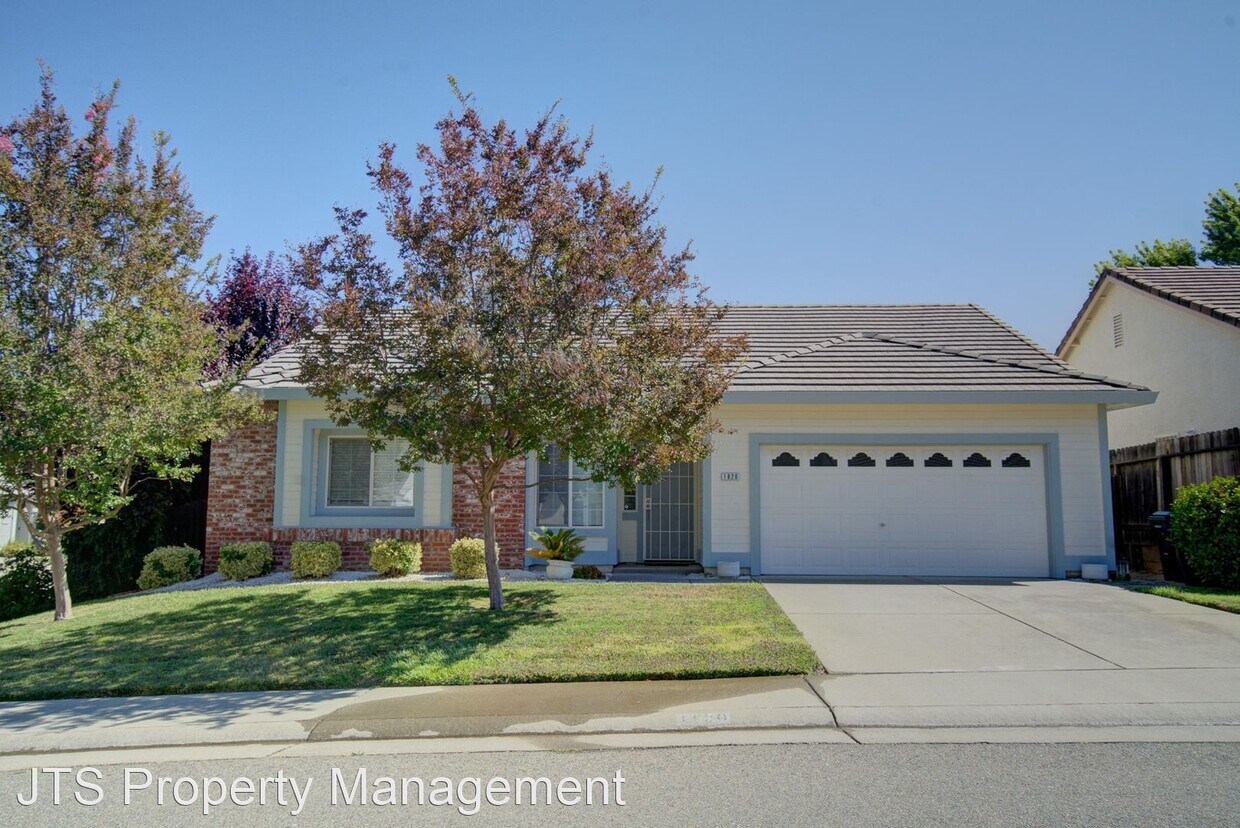 Primary Photo - 3 br, 2 bath House - 1820 Nighthawk Circle