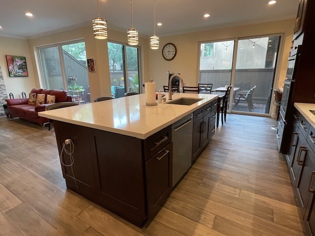 Island/Dining - 107 Litchfield Ln