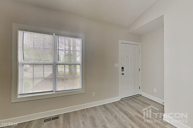 Building Photo - 812 Danley Ln