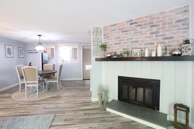 Foto del edificio - 841 Upper Mad River Rd