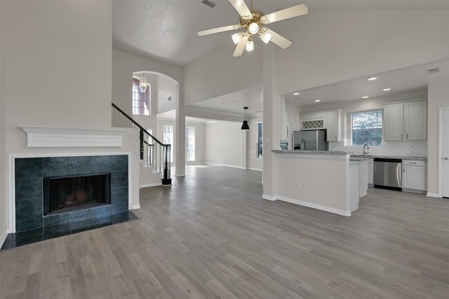 Building Photo - 22 Belcarra Pl