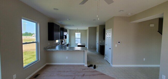 Building Photo - 9042 Fairlington Dr