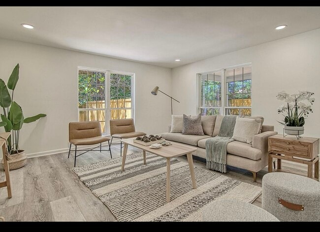 Building Photo - 4350 Waterview Cir