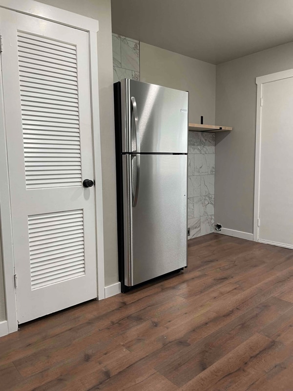 Building Photo - 3500 W 4th St