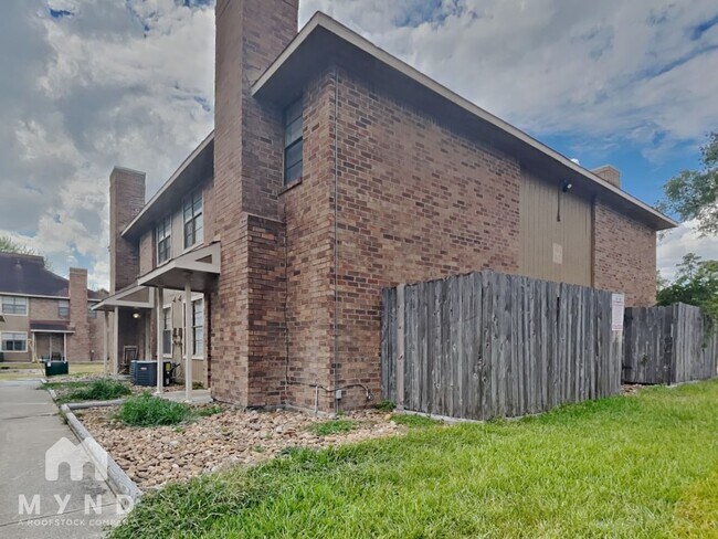 Foto del edificio - 1802 Millhouse Rd