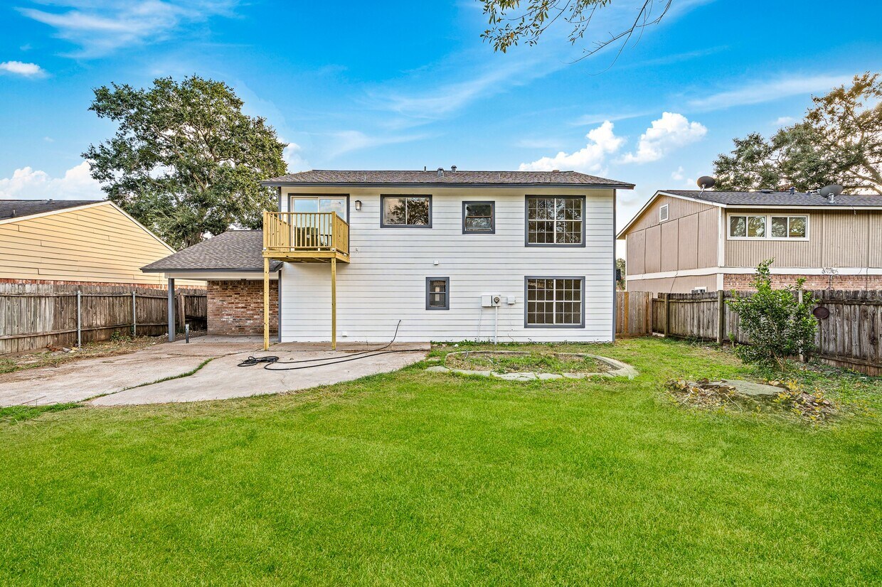 Foto del edificio - 18018 Autumn Trails Ln