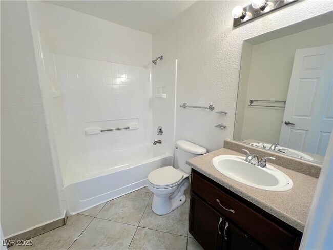 Foto del edificio - 4730 E Craig Rd