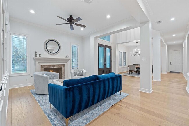 Foto del edificio - 6636 Dogwood Creek Dr
