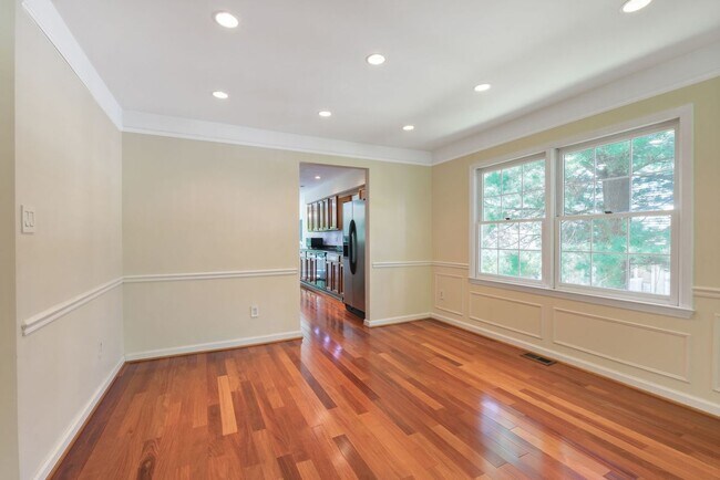 Foto del edificio - 14401 Rich Branch Dr