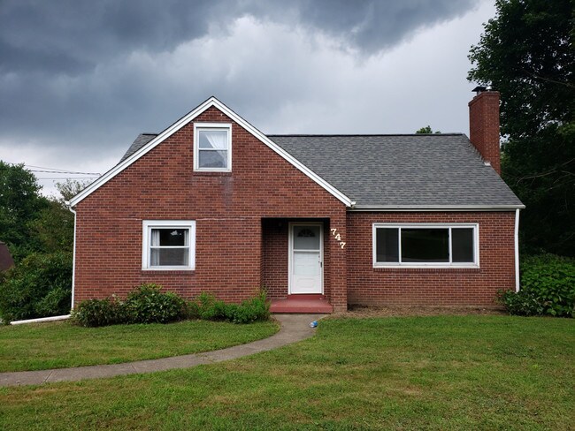 Building Photo - 747 Winfield Rd
