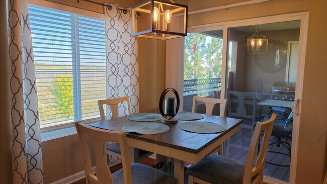 Foto del edificio - 4800 Copeland Cir