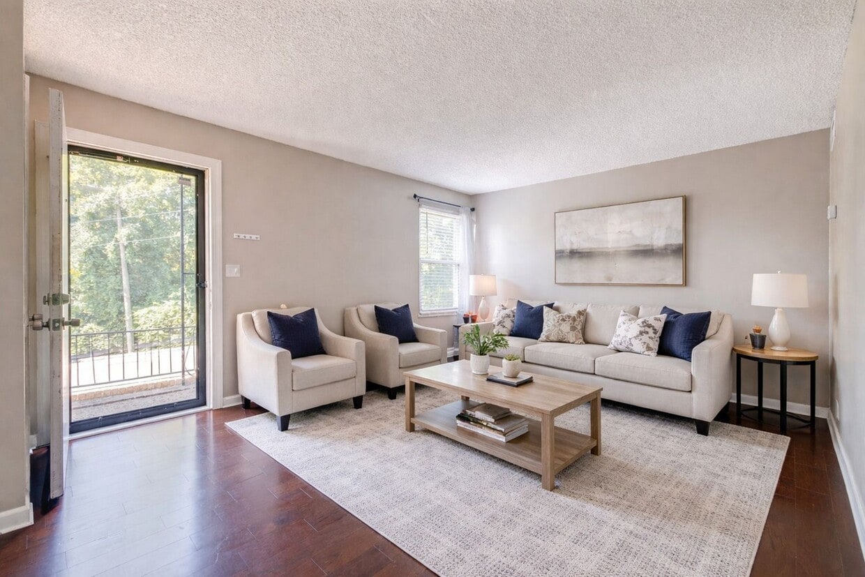 Sanctuary Near Downtown Nashville (MOVE IN SPECIAL!) - Sanctuary Near Downtown Nashville (MOVE IN SPECIAL!)